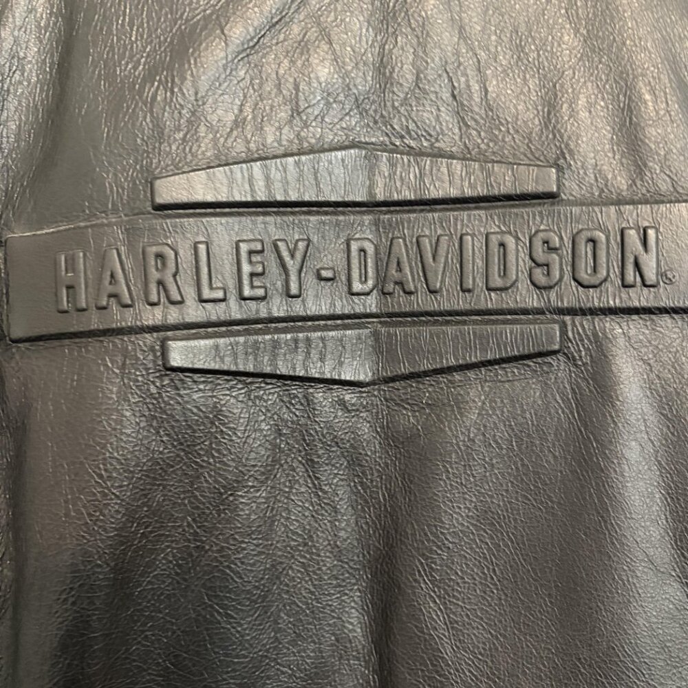 Harley Davidson Riding Jacket - Picture 9 of 16